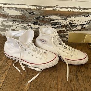 Unisex high top white converse M 9 W 11